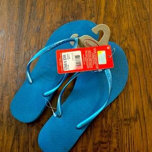BRAND NEW HAVAIANAS SZ 11/12 WOMEN